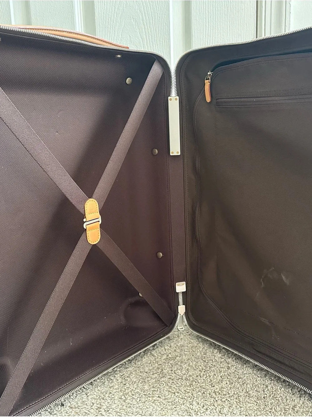 Louis Vuitton Horizon Rolling Carry-On Luggage Monogram Authentic